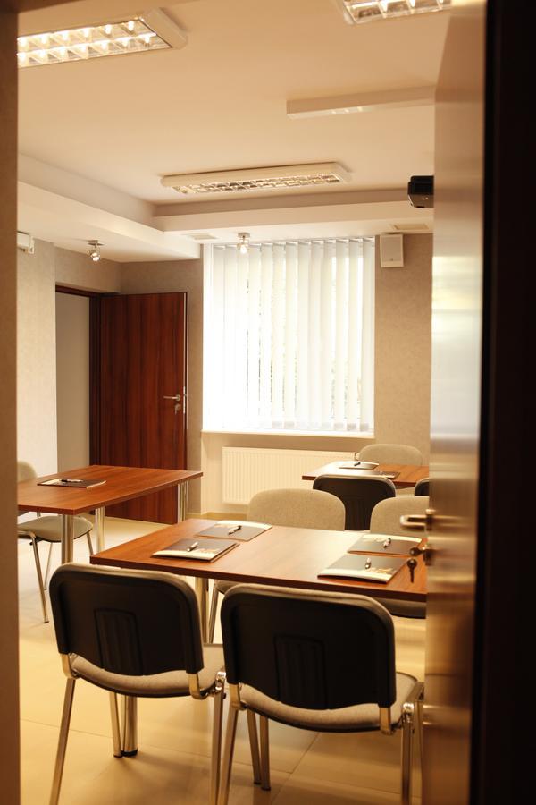 Hotel Iskra Radom Habitación foto