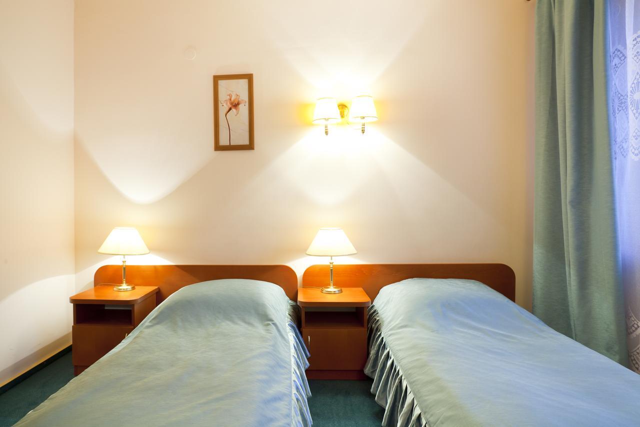 Hotel Iskra Radom Habitación foto
